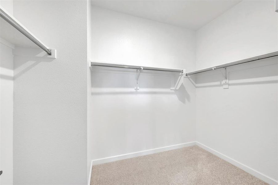 Spacious, unfurnished interior of a new home in Aspire at Reunion, Newark (Image 20).