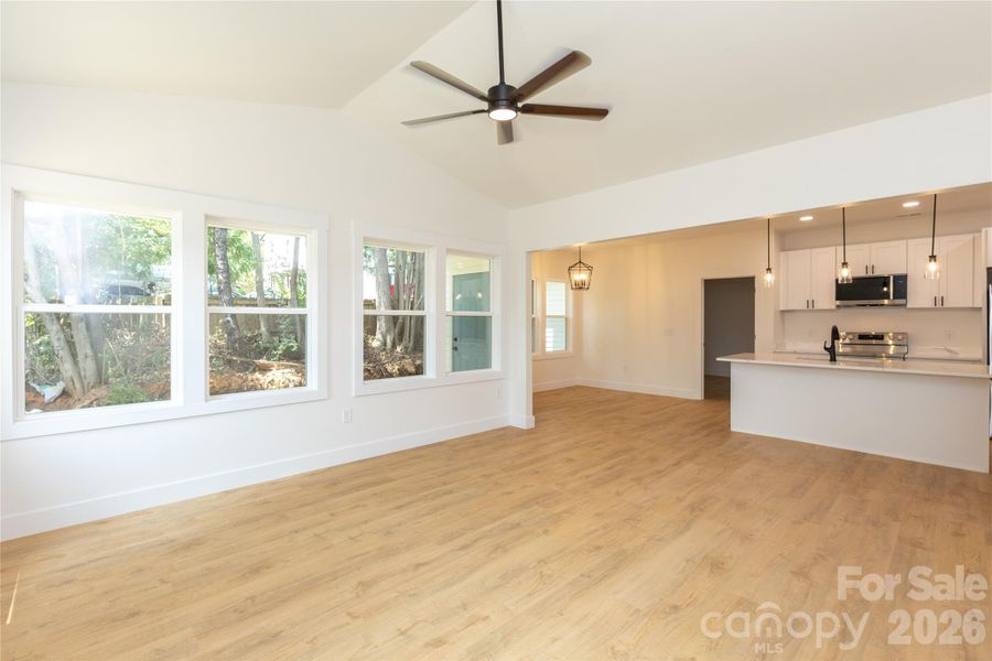 Spacious, unfurnished interior of a new home in , Concord (Image 31).