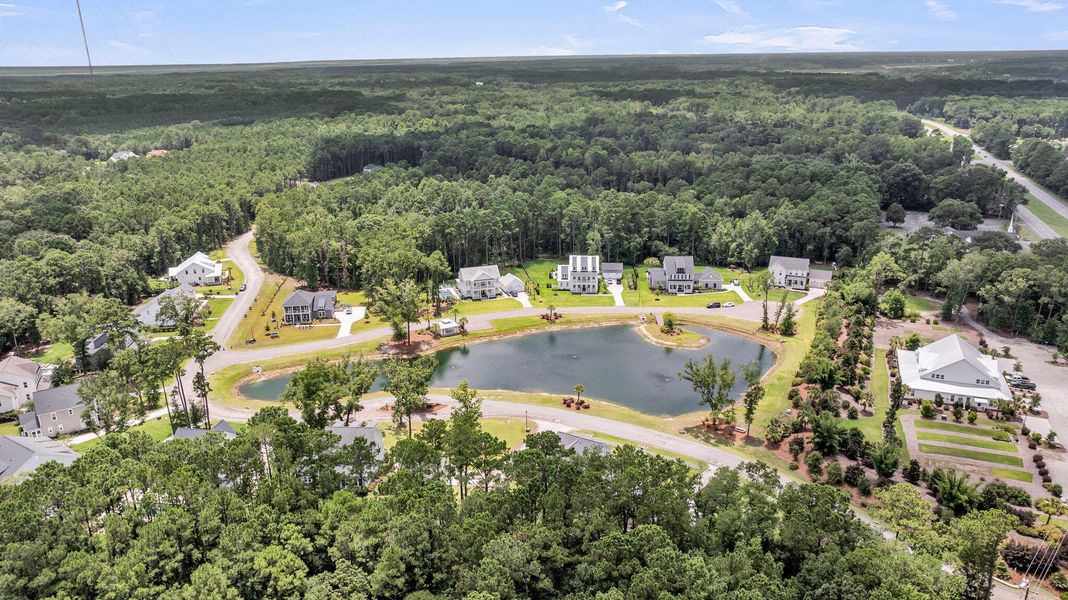 Image 8 of a home in Hidden Ponds Reserve.