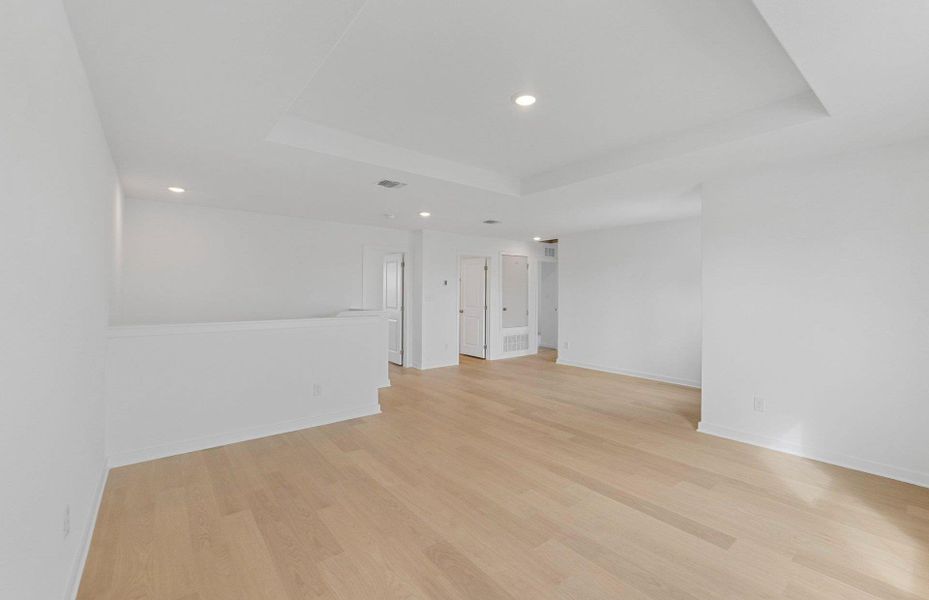 Spacious, unfurnished interior of a new home in La Cima, San Marcos (Image 13). Spacious, unfurnished interior of a new home in La Cima, San Marcos (Image 13).