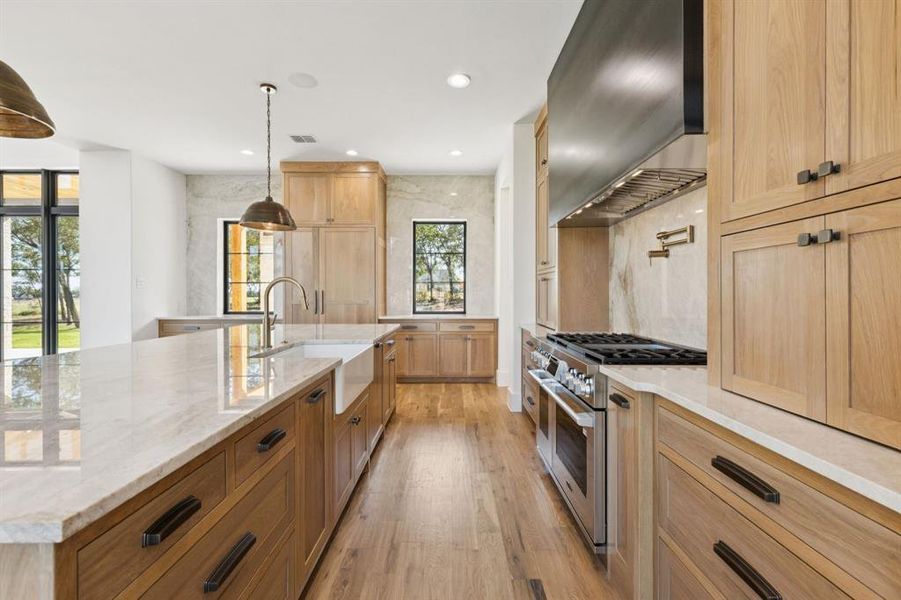 Furnished interior view inside a new home in , Weatherford (Image 9).