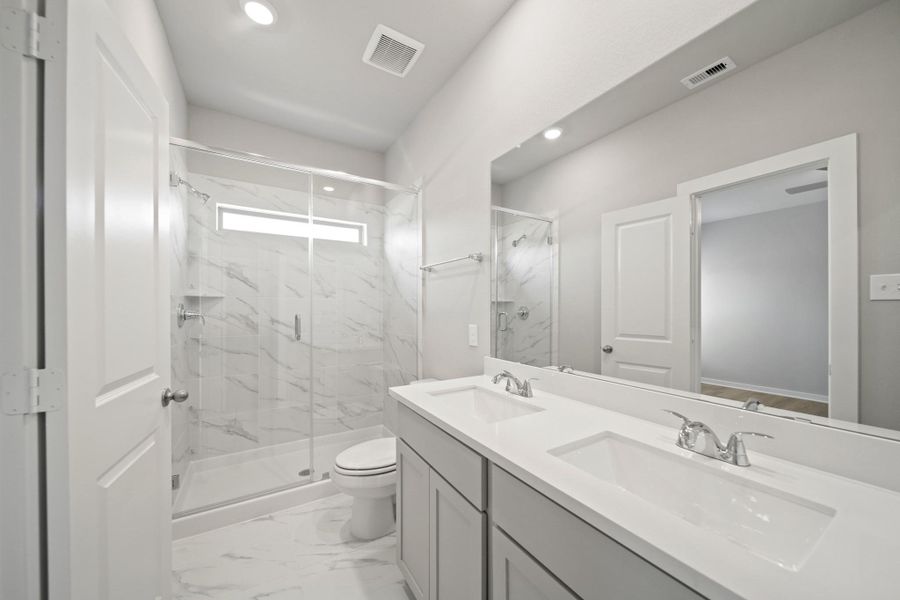Furnished interior view inside a new home in Laurel Landing, Alvin (Image 4).