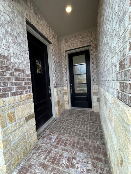 **Photos are representative only. This is not the actual homesite.**