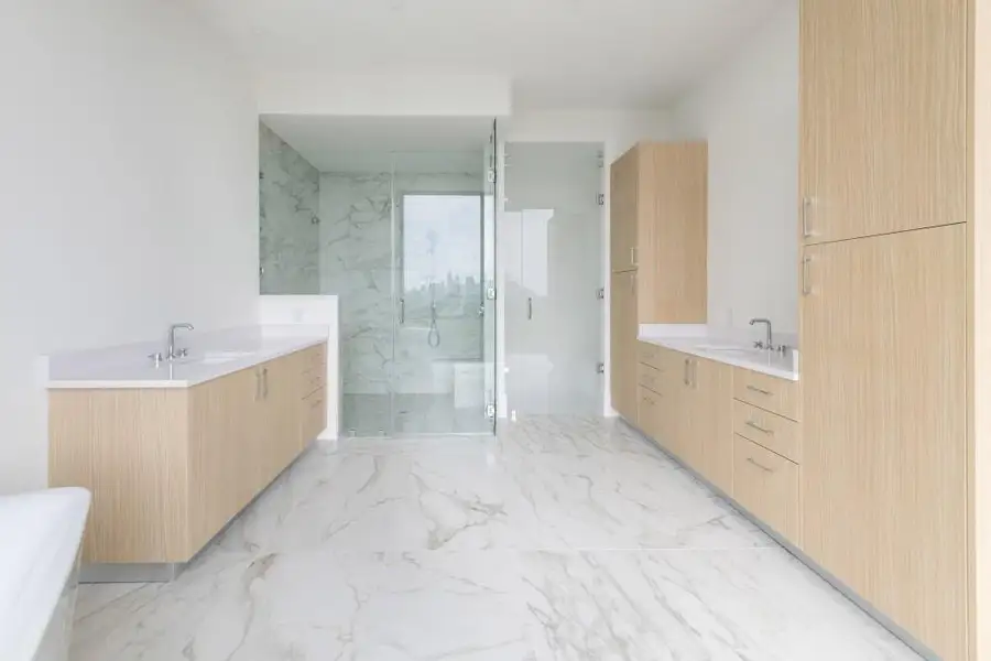 Image 53 of a home in .