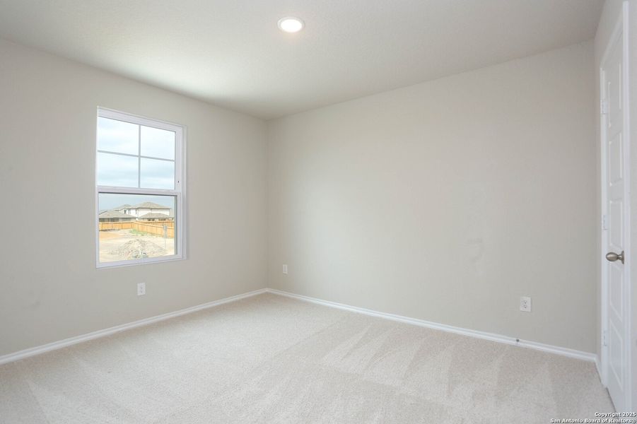 Spacious, unfurnished interior of a new home in Fairway Crossing 40s, San Antonio (Image 23). Spacious, unfurnished interior of a new home in Fairway Crossing 40s, San Antonio (Image 23).