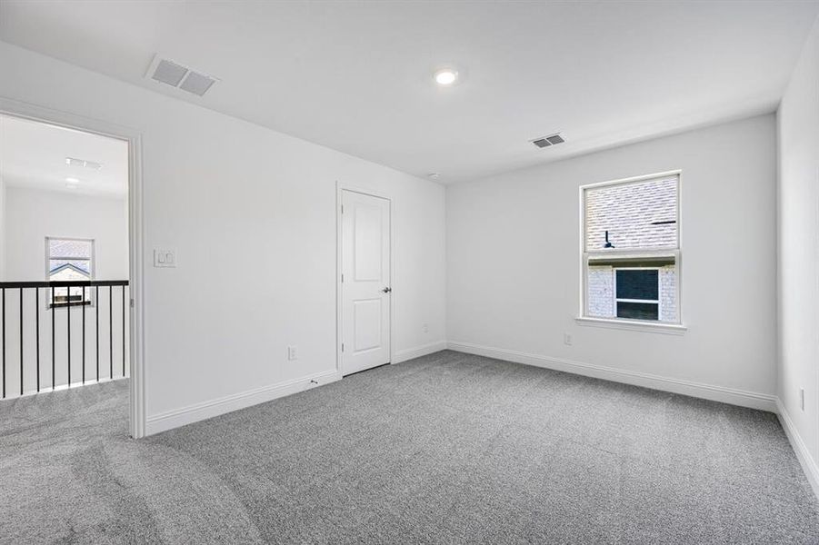 Spacious, unfurnished interior of a new home in Stoneridge, Melissa (Image 26). Spacious, unfurnished interior of a new home in Stoneridge, Melissa (Image 26).