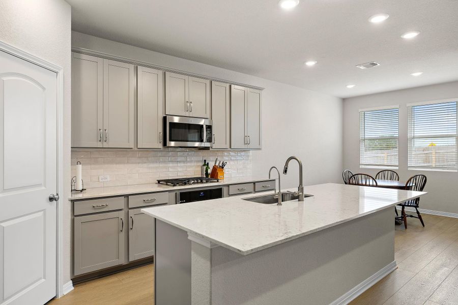Furnished interior view inside a new home in Rolling Glen, Hutto (Image 8).