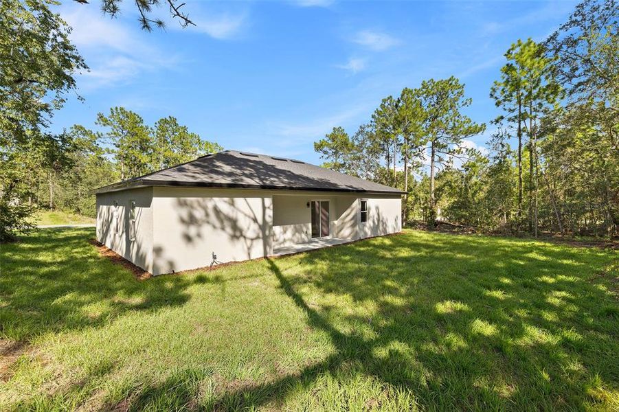 Exterior details and patio area of a home in , Dunnellon (Image 23). Exterior details and patio area of a home in , Dunnellon (Image 23).