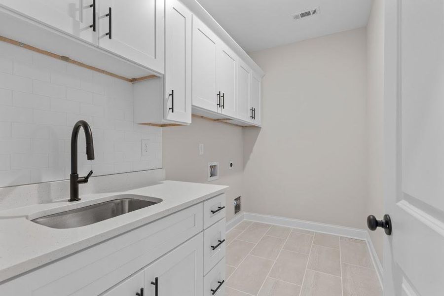 Furnished interior view inside a new home in , Carrollton (Image 10).
