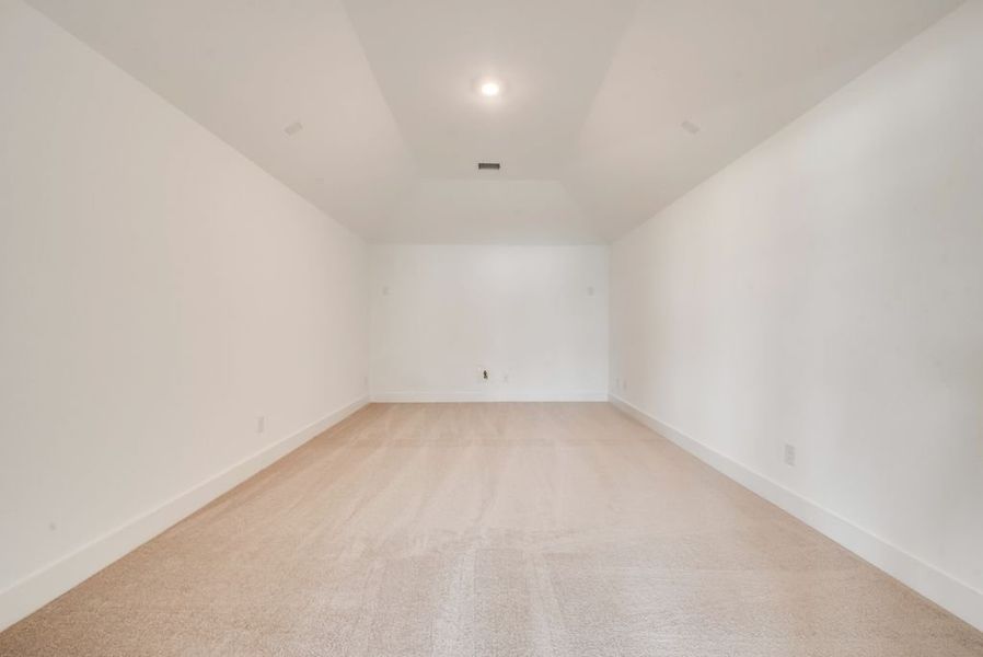 Representative unfurnished interior of a home built from the Heath - 4452 TP by Shaddock Homes in Tavolo Park, Fort Worth (Image 29).