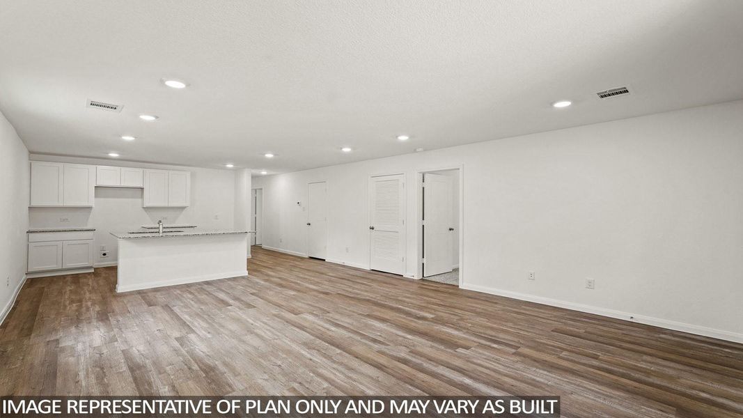 Spacious, unfurnished interior of a new home in McCrorey Trails, Conroe (Image 8). Spacious, unfurnished interior of a new home in McCrorey Trails, Conroe (Image 8).