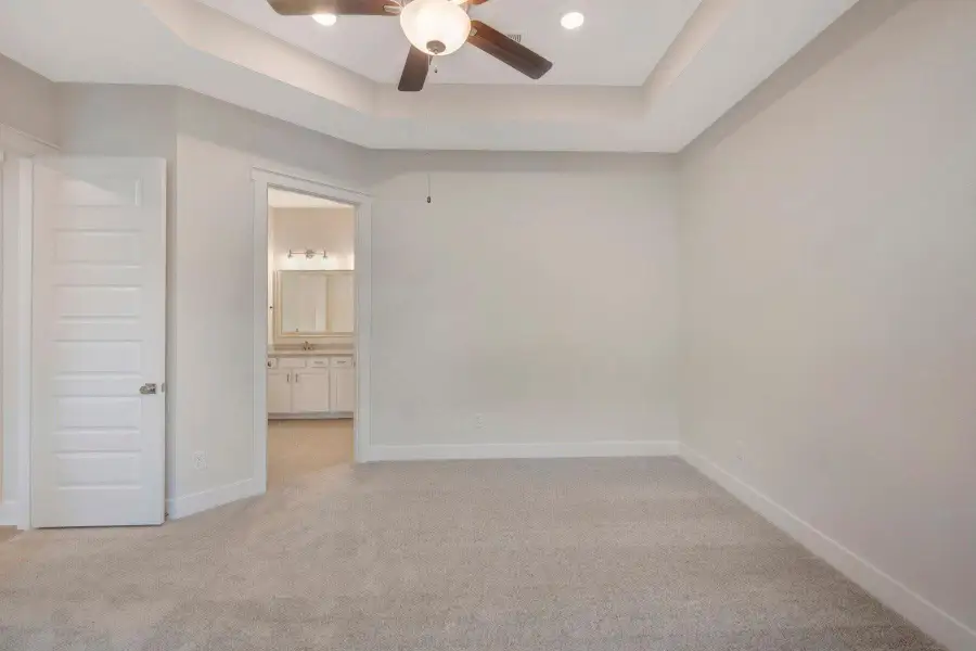 Spacious, unfurnished interior of a new home in Two Step Farm - Landmark Row Collection, Montgomery (Image 21).