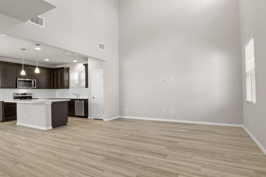 Ashley New Home in Taylor, TX.  - Slide 17