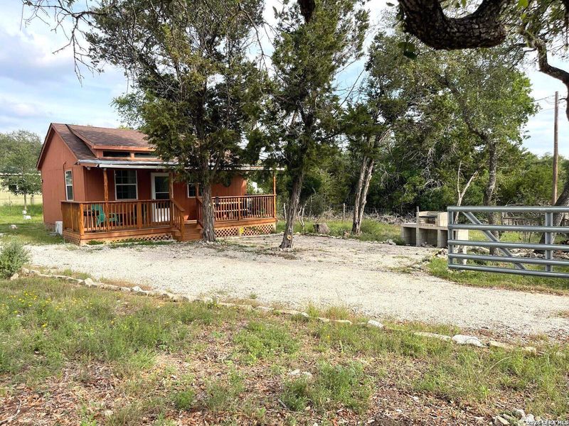 Natural landscape and outdoor views near in Spring Branch (Image 15). Natural landscape and outdoor views near in Spring Branch (Image 15).