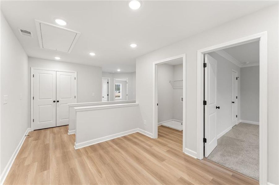 Spacious, unfurnished interior of a new home in Bluffs at Bells Ferry, Marietta (Image 18).