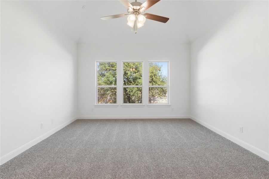 Spacious, unfurnished interior of a new home in Oaks at San Gabriel, Georgetown (Image 24).