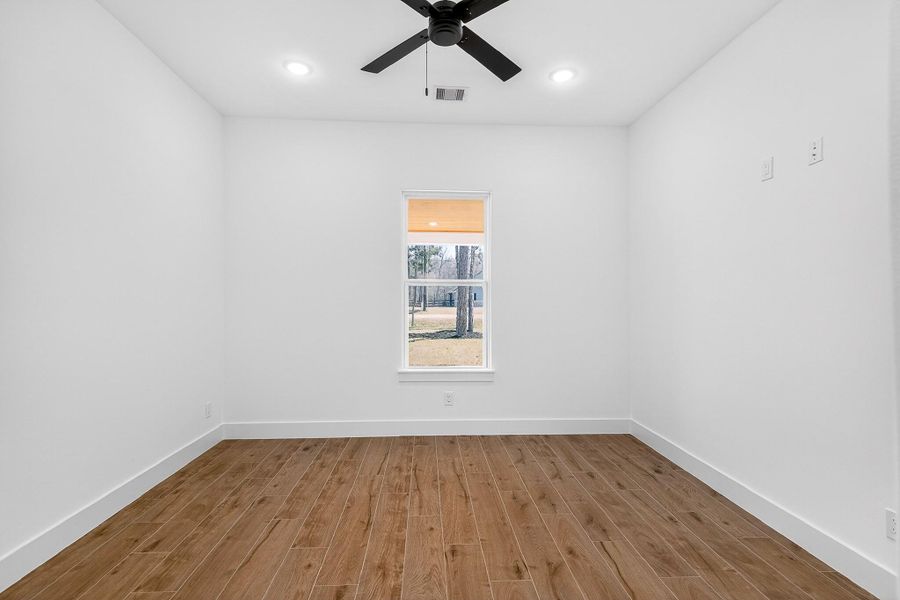 Spacious, unfurnished interior of a new home in , Splendora (Image 39).