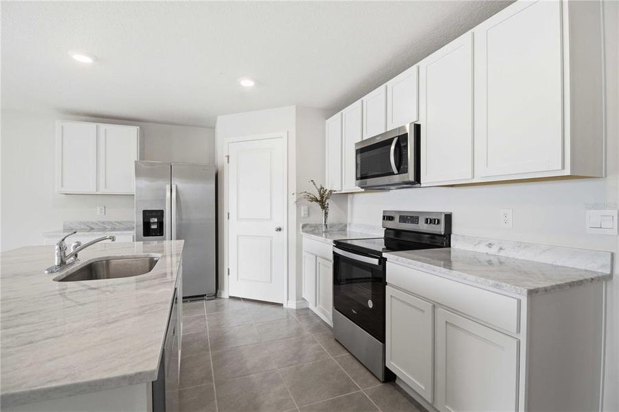 Furnished interior view inside a new home in Mandarin Grove, Palmetto (Image 6).
