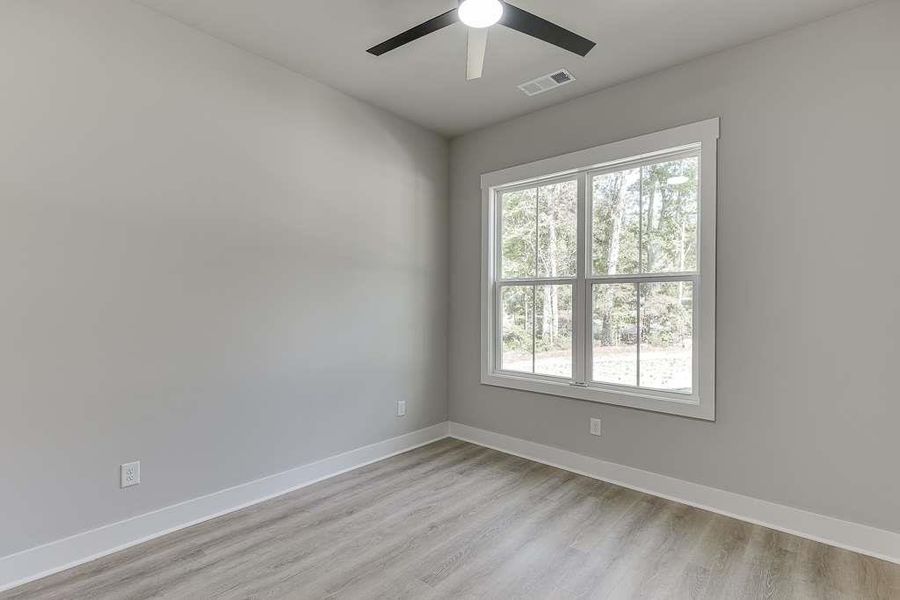 Spacious, unfurnished interior of a new home in , Jefferson (Image 19).