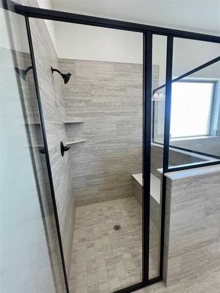 Close-up of interior finishes inside a home in , Waxahachie (Image 15).