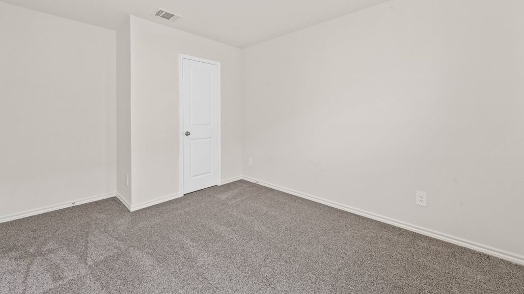 Spacious, unfurnished interior of a new home in Cartwright Ranch, Crandall (Image 32).
