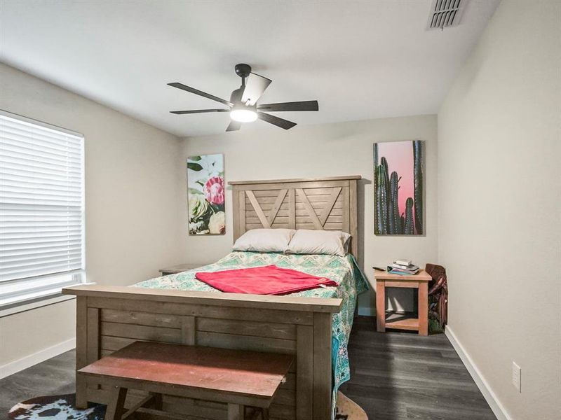 Furnished interior view inside a new home in , Cleburne (Image 15). Furnished interior view inside a new home in , Cleburne (Image 15).