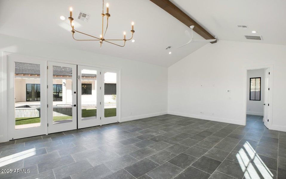 20230922043530456429000000-o 20230922043530456429000000-o