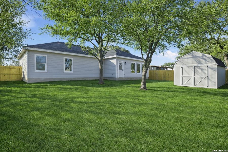 Exterior details and patio area of a home in , San Antonio (Image 3).