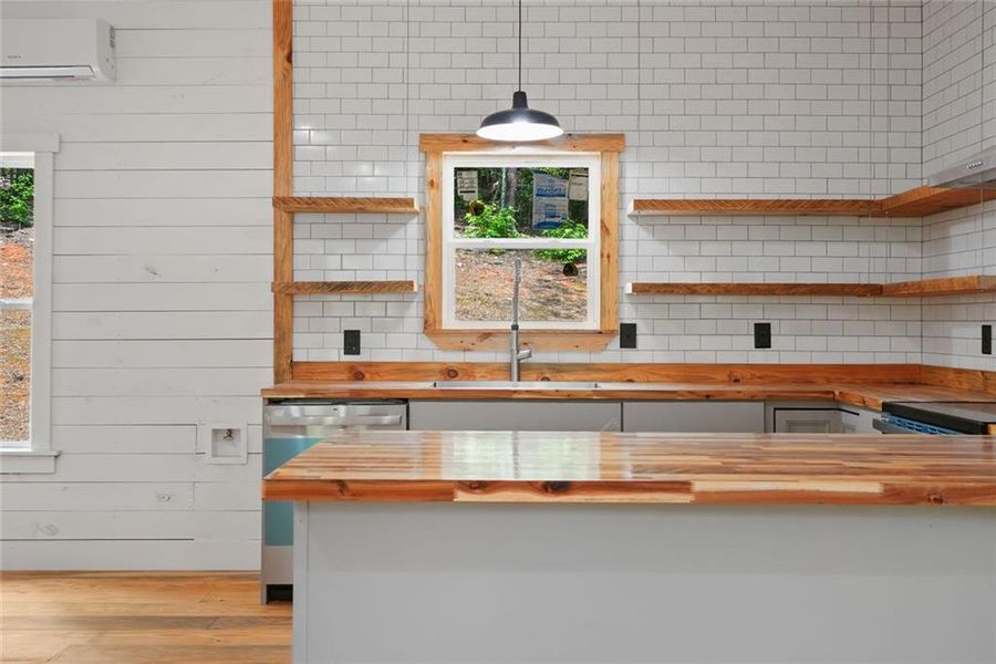 Furnished interior view inside a new home in , Sautee Nacoochee (Image 7). Furnished interior view inside a new home in , Sautee Nacoochee (Image 7).