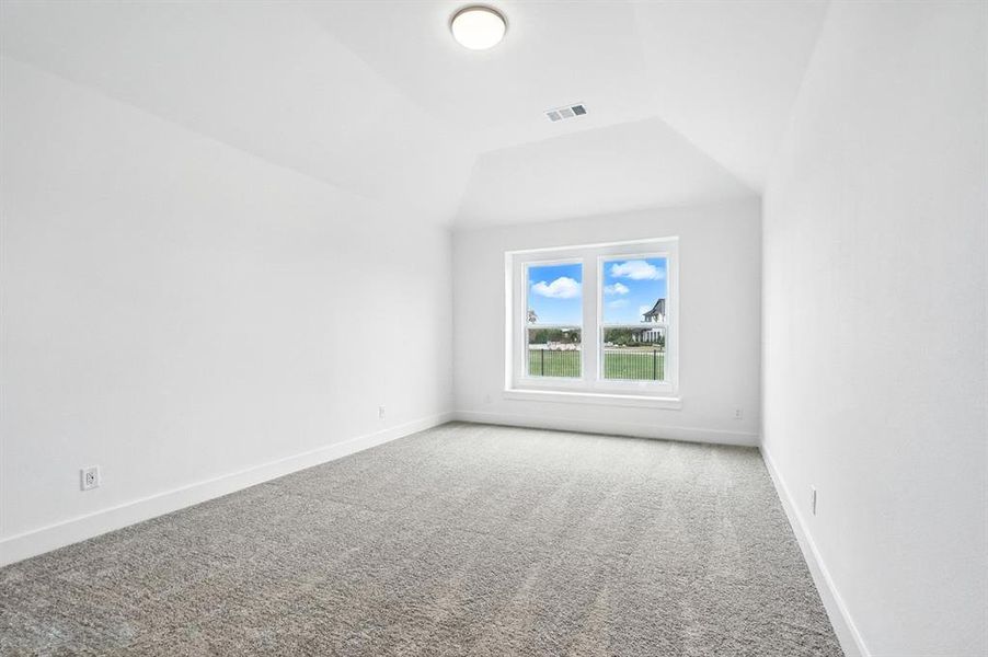 Spacious, unfurnished interior of a new home in Sonoma Verde: 60ft. lots, McLendon-Chisholm (Image 16).