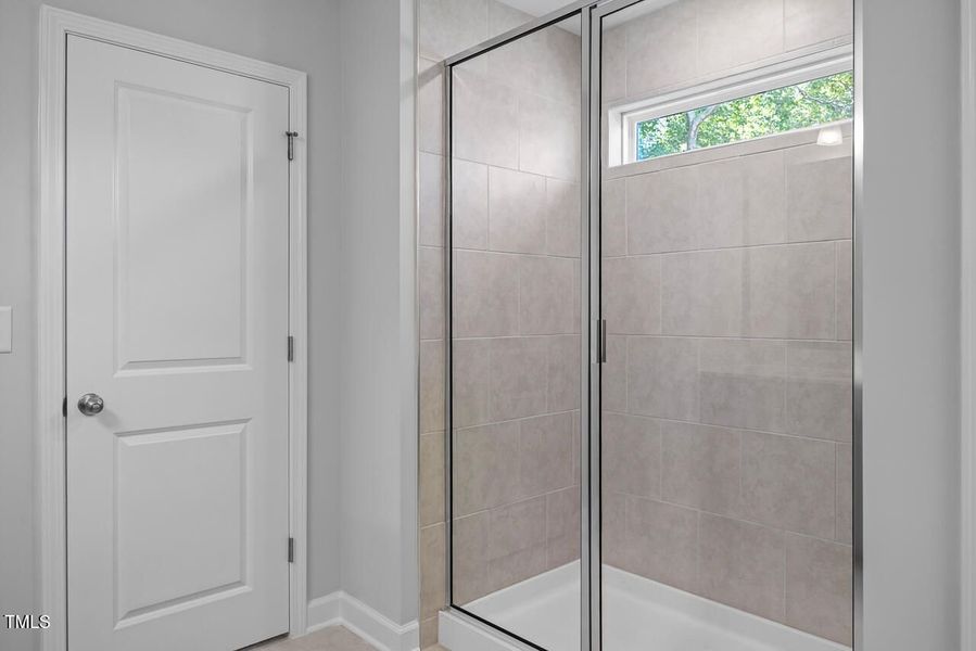 Furnished interior view inside a new home in Gregory Village, Lillington (Image 116).