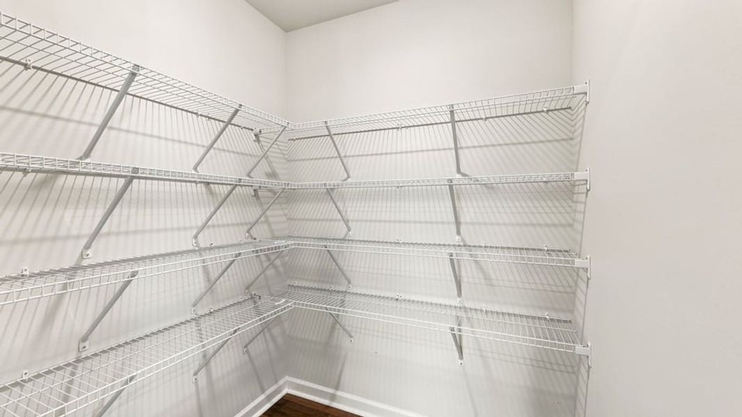 Spacious, unfurnished interior of a new home in Bentley Park, Greenwood (Image 20).