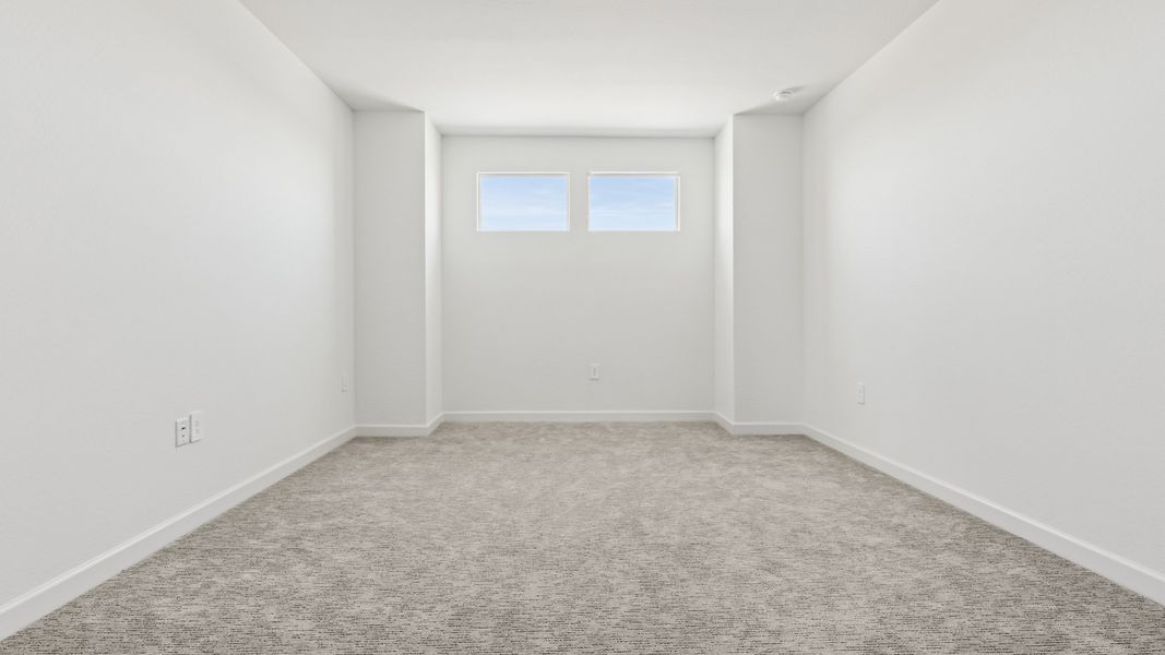 Spacious, unfurnished interior of a new home in Prada, Phoenix (Image 34).