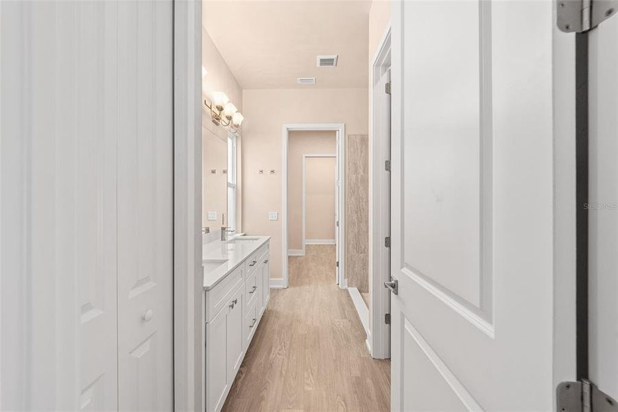 Image 49 of a home in Fairway Pointe at West End.