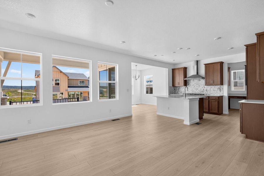 Spacious, unfurnished interior of a new home in Sterling Ranch Ascent Village, Littleton (Image 17). Spacious, unfurnished interior of a new home in Sterling Ranch Ascent Village, Littleton (Image 17).