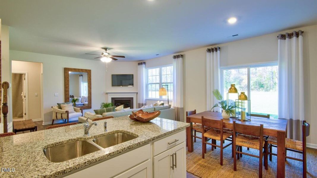 13-Kitchen & Dining-Resized