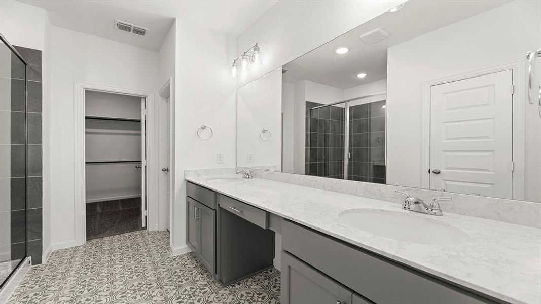 14. 778 Hidden Feather - Bath