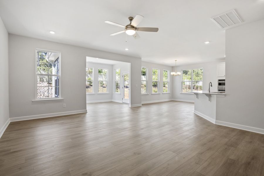 Spacious, unfurnished interior of a new home in Georgias Landing, Raleigh (Image 22).