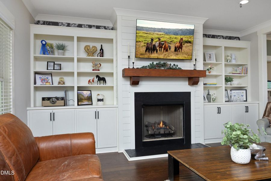 14Fireplace 14Fireplace