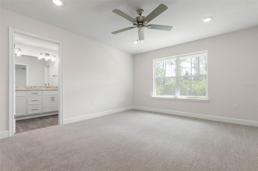 Spacious, unfurnished interior of a new home in Palm Coast, Palm Coast (Image 13).