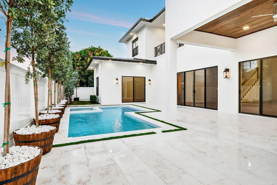 109-ARLINGTON-PL-33405-040