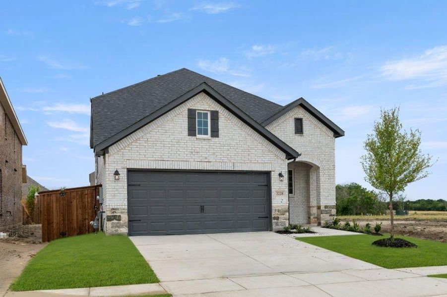 03. 2228 Aspen Chase - Front (2)