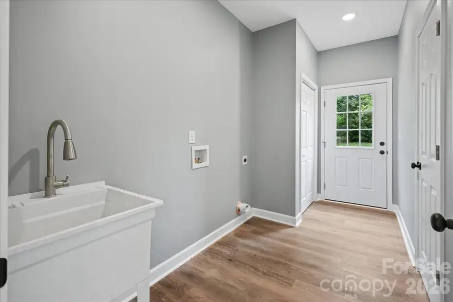 Spacious, unfurnished interior of a new home in , Statesville (Image 22).