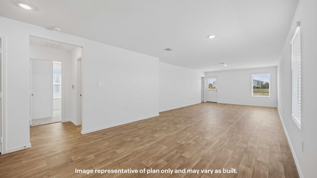 Spacious, unfurnished interior of a new home in Terra Vista, Lubbock (Image 12).