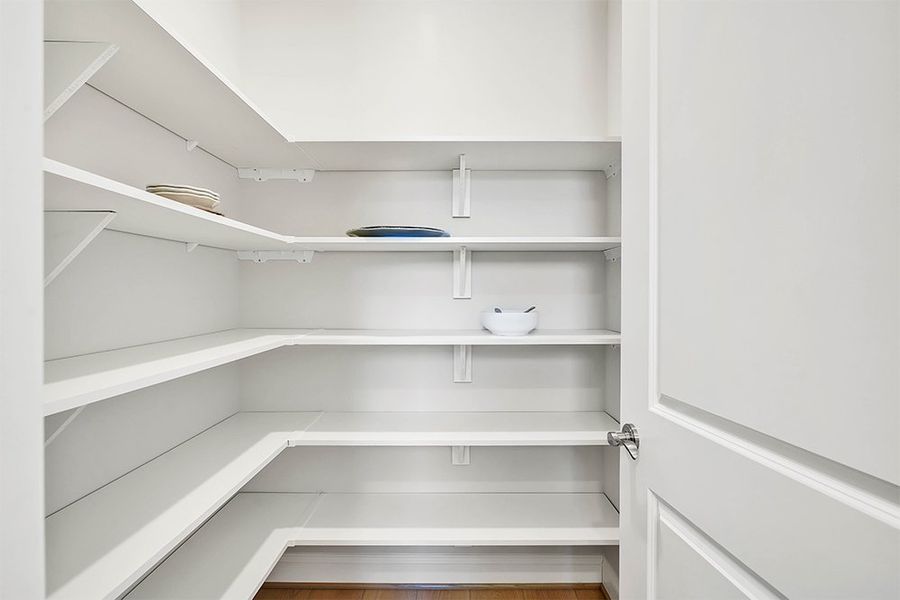 Charleston Harbor, Kitchen