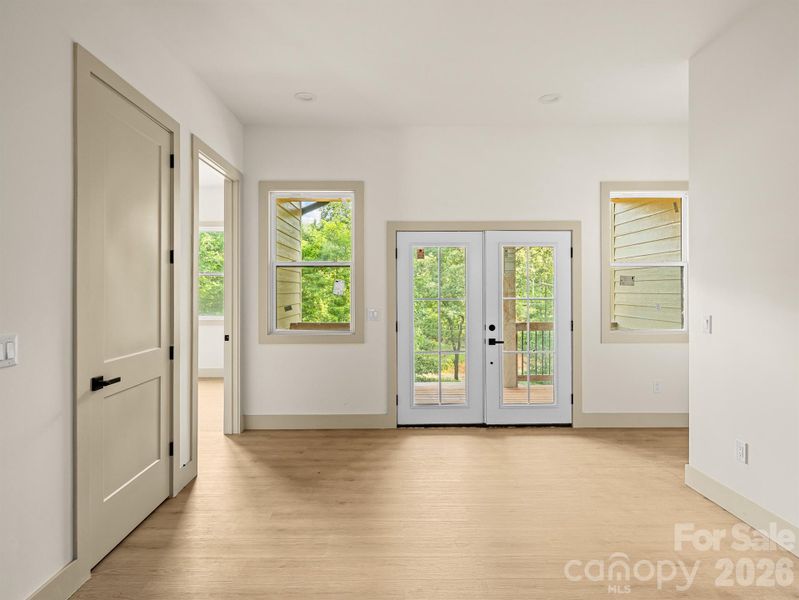 Spacious, unfurnished interior of a new home in , Leicester (Image 24).