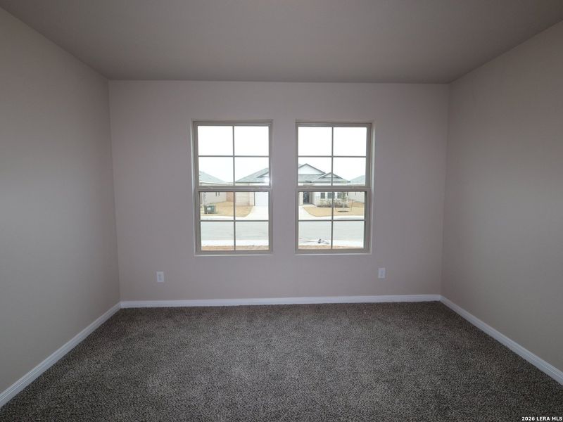 Spacious, unfurnished interior of a new home in Greenspoint Heights, Seguin (Image 16).