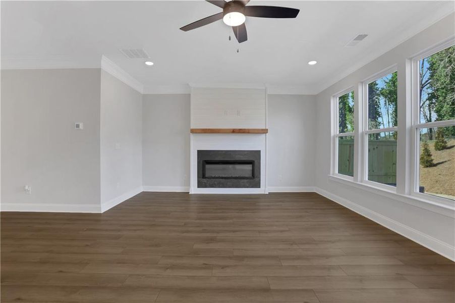 Spacious, unfurnished interior of a new home in Villas at Dawsonville Townhomes, Dawsonville (Image 17). Spacious, unfurnished interior of a new home in Villas at Dawsonville Townhomes, Dawsonville (Image 17).