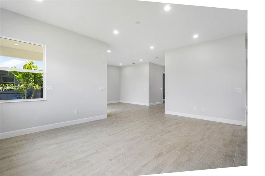 Spacious, unfurnished interior of a new home in , Westlake (Image 17).