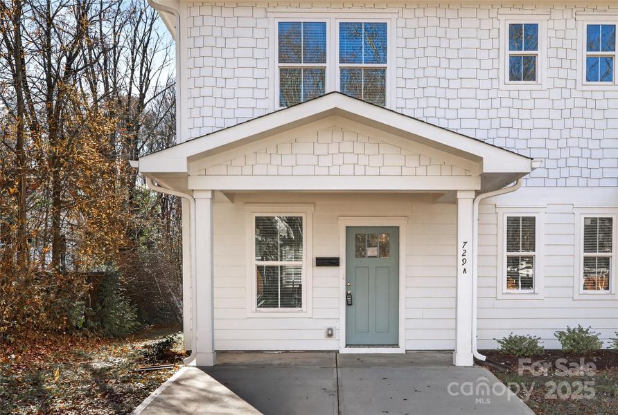 Exterior details and patio area of a home in , Charlotte (Image 26).